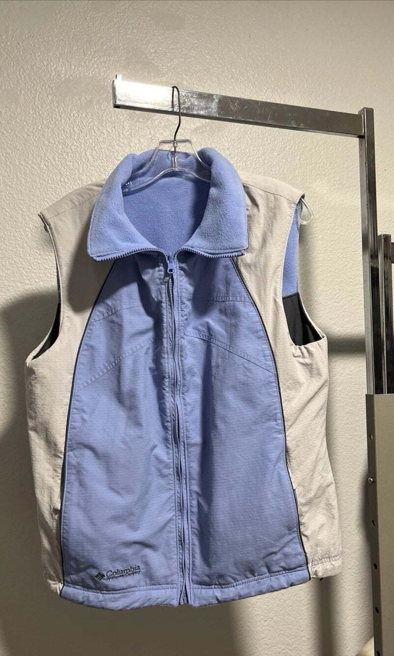 Columbia Core Women’s Interchange, Large Reversible Vest Full Zip Blue Pockets